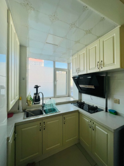 出售 出售 石河街5号楼201 面积60平 精装地暖