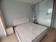 西馨苑二期五楼出租