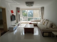 自家樱花小区房屋，三室，家电齐全，有空调，拎包入