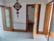 出租东山小区四楼70平家电齐全800元/月