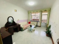 老车站附近一楼带花园出租