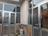 平房出租/三个平房四大间正房全铝合金
