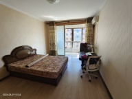 兴发小区五楼非顶楼