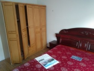 大中小学附近一楼家电齐全拎包入住