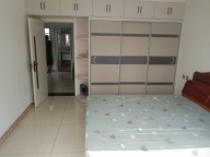 樱花时尚小区三楼精装修家电齐全