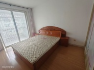 正华青山，四楼，90平，两室两厅，1300/月