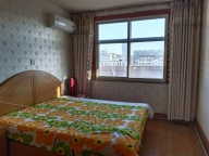 有暖气家电齐全 五龙街近龙山路 5楼干净亮堂600