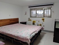 可以月付有网大润发附近一楼有暖气一室500家电齐全