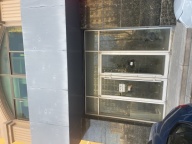 文登公安局对面门室房