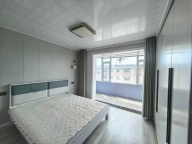 幸福小区五楼精装未住