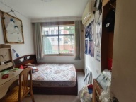 光明小区小区一楼，两室两厅，家具家电齐全，首次出租，900一