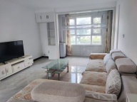 德红华府一楼家电家具齐全交通方便