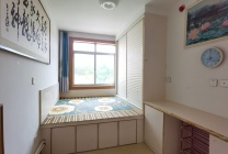 一实小西供销家属楼二楼