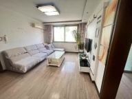 兴发小区五楼出租