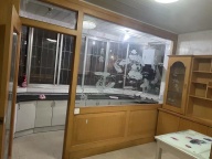 城西一楼家电齐全，拎包入住交通方便