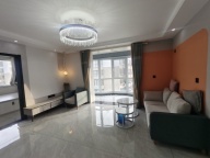 西馨苑四楼精装三室