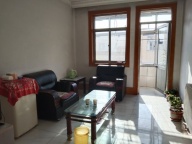 市中心吉房出租，月租金450元